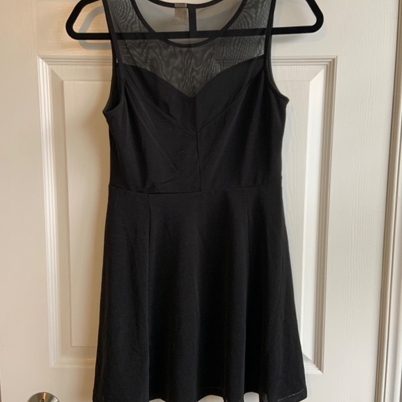 H&M - Small - Mini - Black and mesh dress - Picture 2 of 3